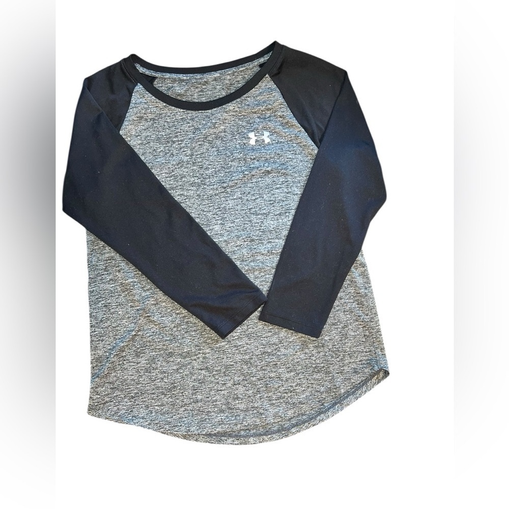 Under Armour Long Sleeve Black & Gray Raglan Tee – Size Small